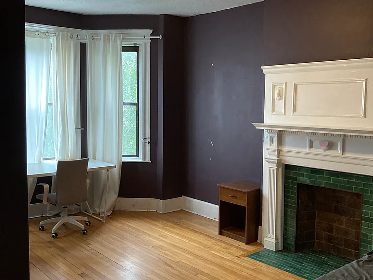 30 Glenville Ave #3 — Photo 11