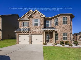 1098 Virginia Oak Ln, Lawrenceville, GA 30045