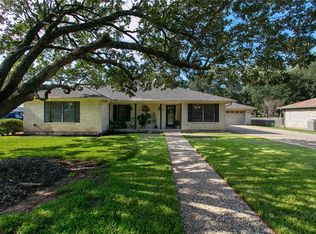 2523 Arbor Dr, Bryan, TX 77802