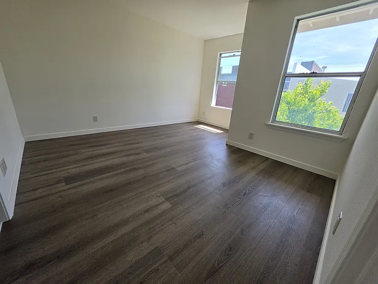 2323 Market St #A — Photo 19