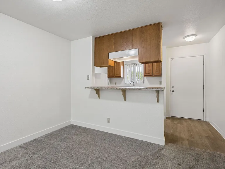 2950 Portage Bay — Photo 60
