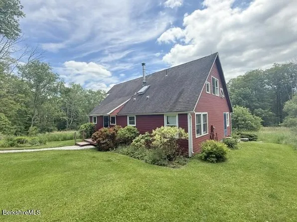 324 Oblong Rd, Williamstown, MA 01267