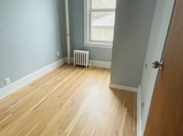 9 Corso Court image 14 of 19