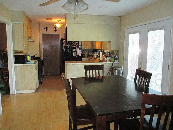 3rd image of 1719 Eilenstein St