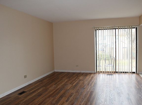 2nd image of 332 Delaware Dr #332