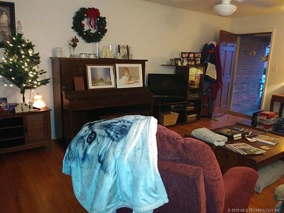 4th image of 1409 E Nancy St