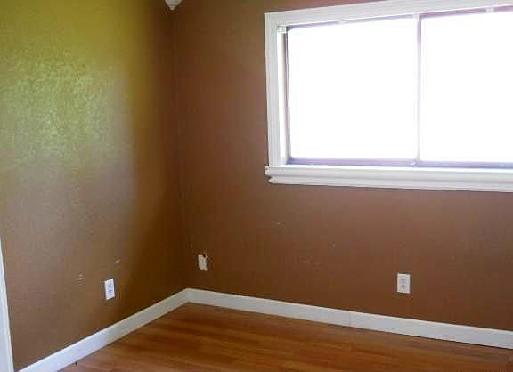 4th image of 3907 3rd St W Unit 4