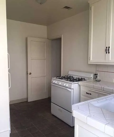 611 Kelton Ave #611 — Photo 7