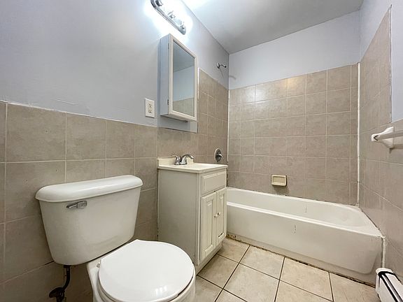 5th image of 205 Union St #2E