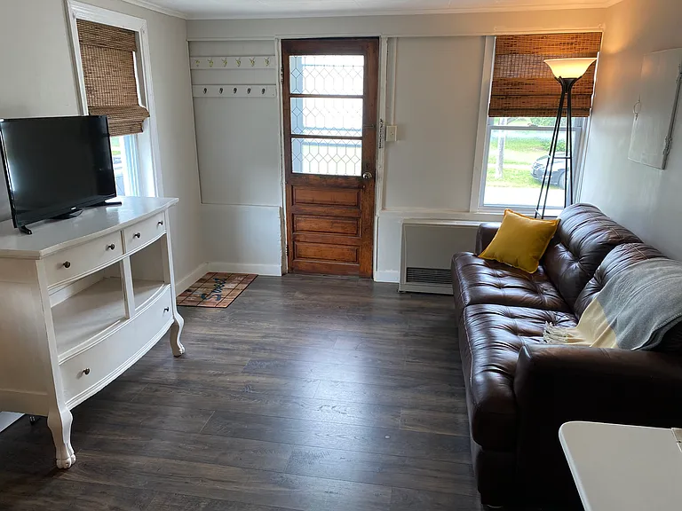 51 Cedar St #2 — Photo 4