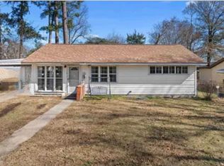 110 Phillips St, Carthage, TX 75633