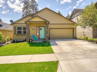 20305 SE Knightsbridge Pl, Bend, OR 97702