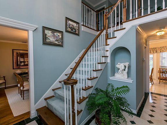 3rd image of 7029 Adbury Dr