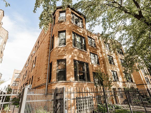 2nd image of 1238 W Carmen Ave APT 1N