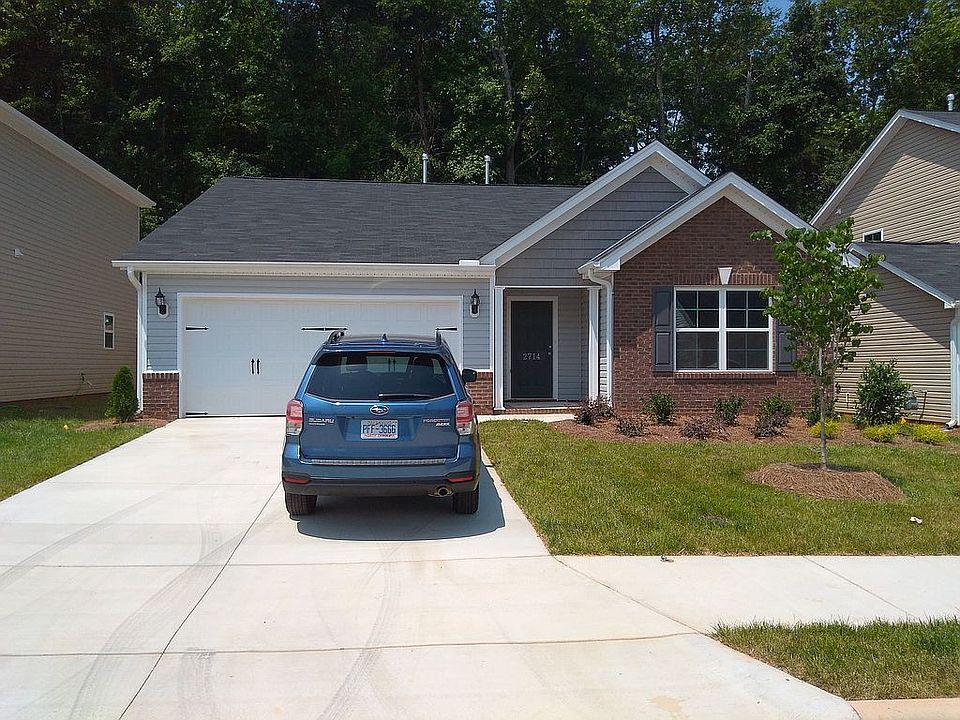 1st image of 2714 Glenn Abbey Ln