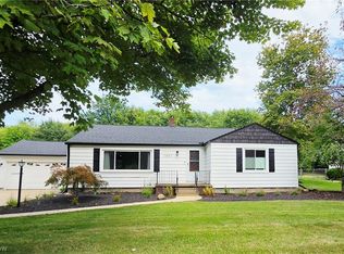 7907 Baumhart Rd, Amherst, OH 44001