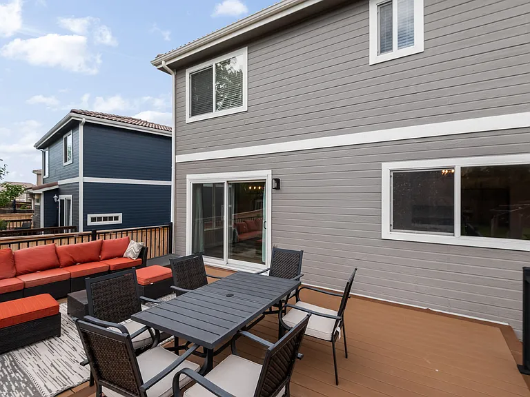 4779 Waldenwood Dr — Photo 28