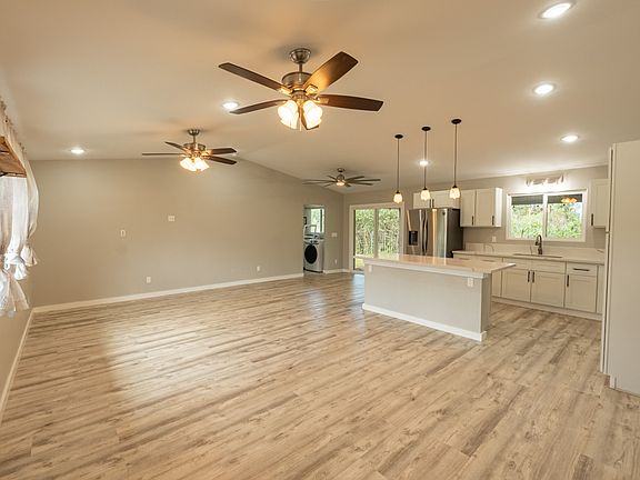 3rd image of 16-2213 Ainaloa Dr