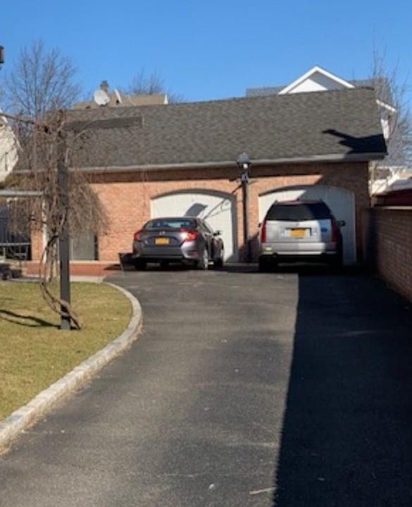 1st image of 5 Hinsdale Ave