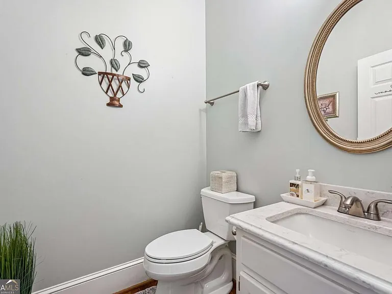 3302 Greencastle Way NE — Photo 57