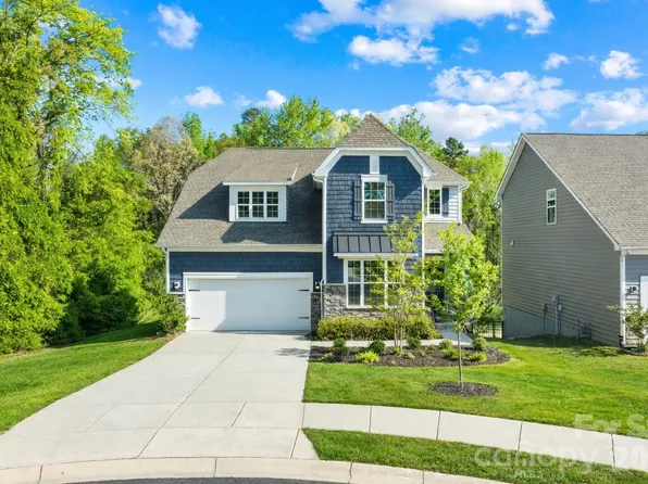 1072 Willow Bend Dr, Fort Mill, SC 29708