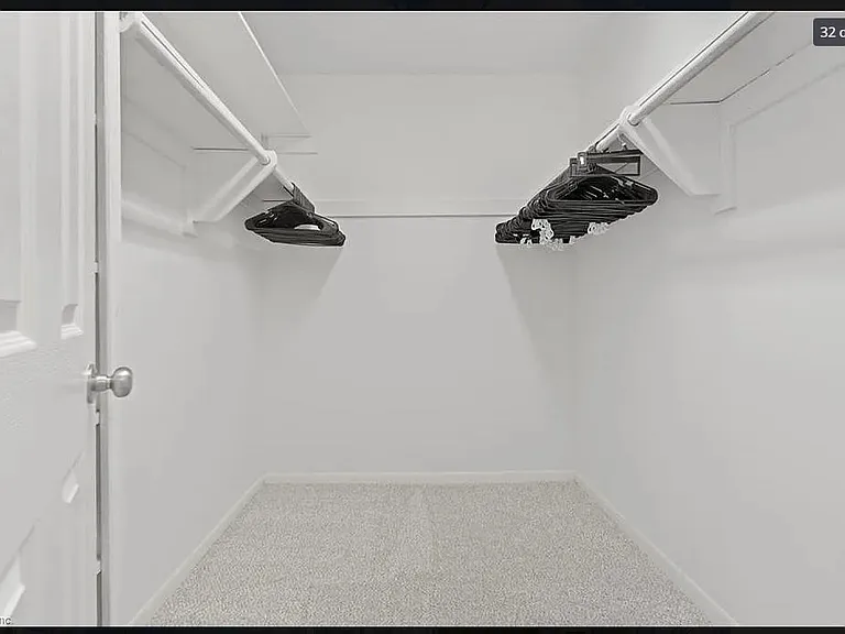 701 Alder Cir — Photo 12