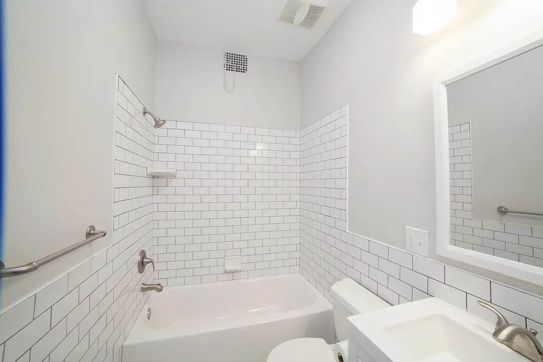 122 N Canyon Road — Photo 4