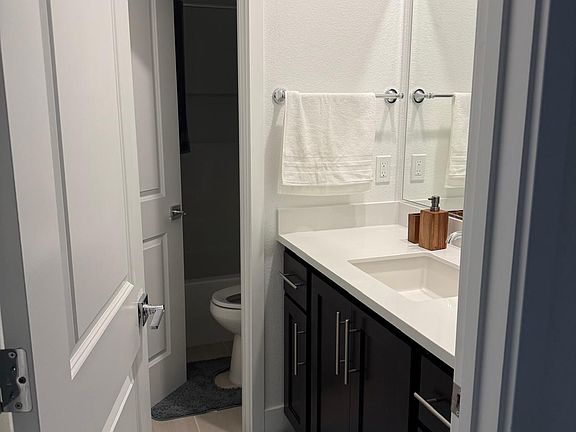 5th image of 76 W San Diego Dr #3