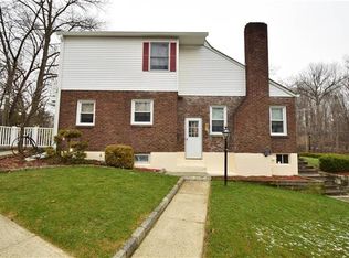 215 West St, Newburgh, NY 12550