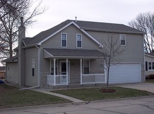 110 S Sherman St, Brainard, NE 68626