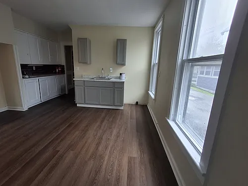 13 Charles St #1 Photo 1