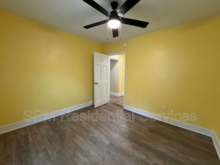 1407 Norman St — Photo 10