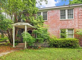 2210 Bissonnet St, Houston, TX 77005