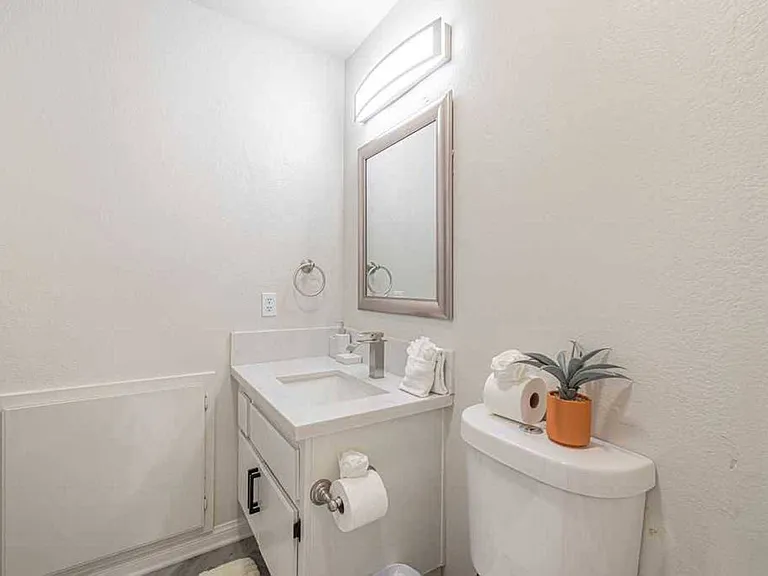 3423 Racquet Ln — Photo 30