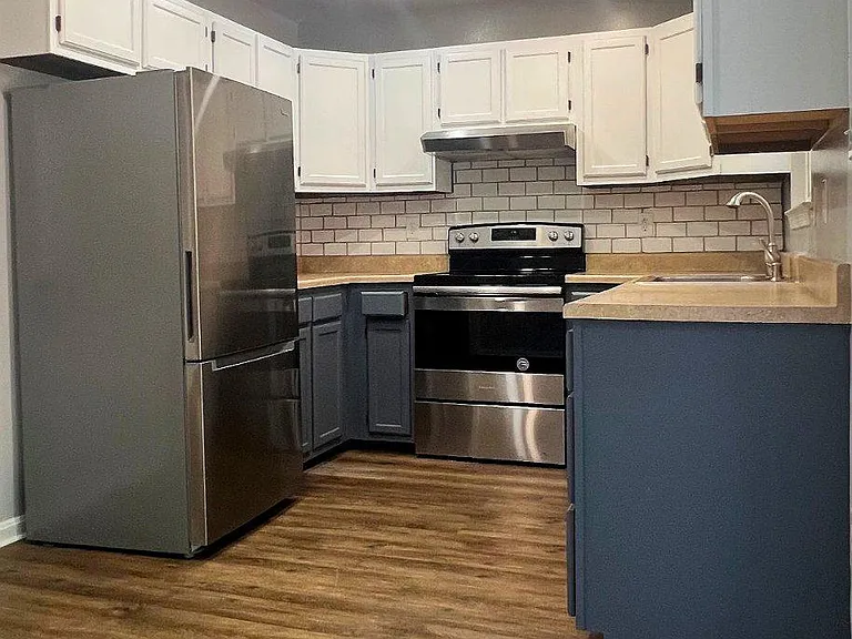 5808 Waterdale Ct — Photo 10