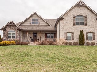 209 Cassandra Dr, Cottontown, TN 37048