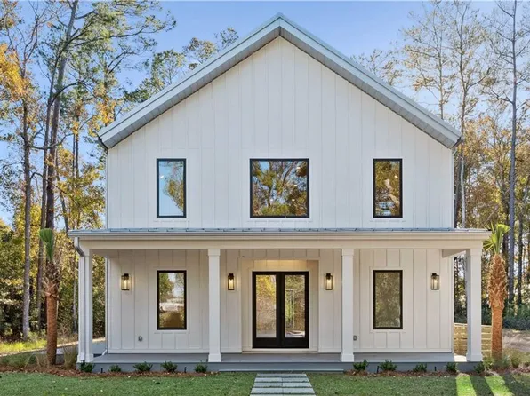 112 Rosa Dorsey Ln, Saint Simons Island, GA 31522