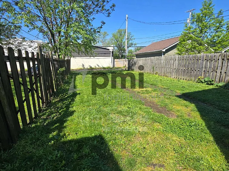 153 S Cypress Ave — Photo 6