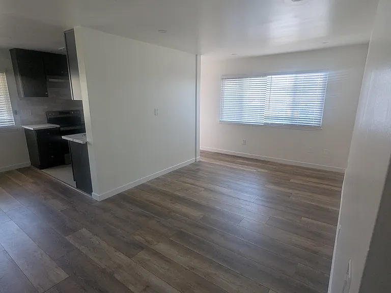 1911 Reedy Ave — Photo 4