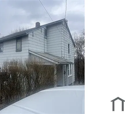 3 bed, 1000 sqft, $1,450 — Photo 2