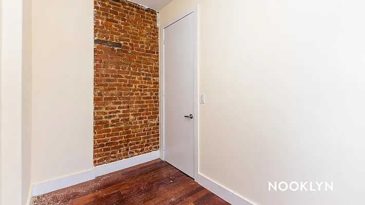 Rented by Nooklyn NYC LLC | media 12