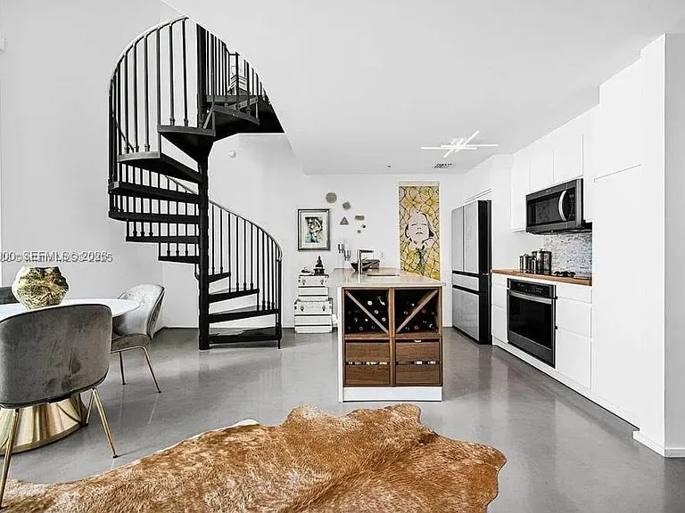300 S Biscayne Blvd #L-1232 — Photo 6