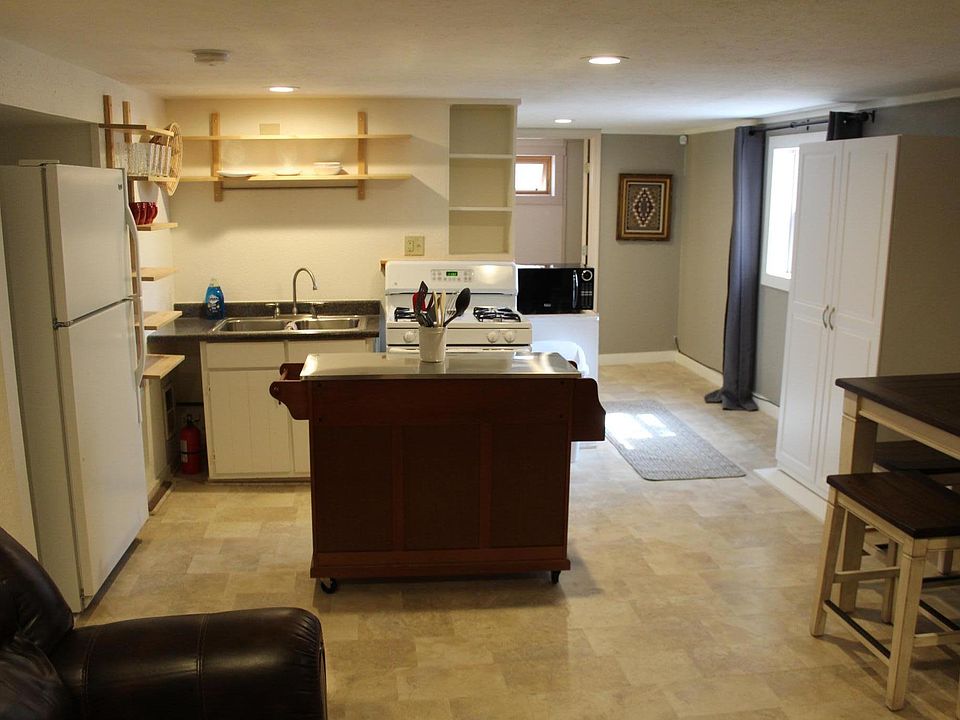 1st image of 503 S Grandview Dr APT A