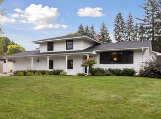 1132 Transit Ave, Roseville, MN 55113