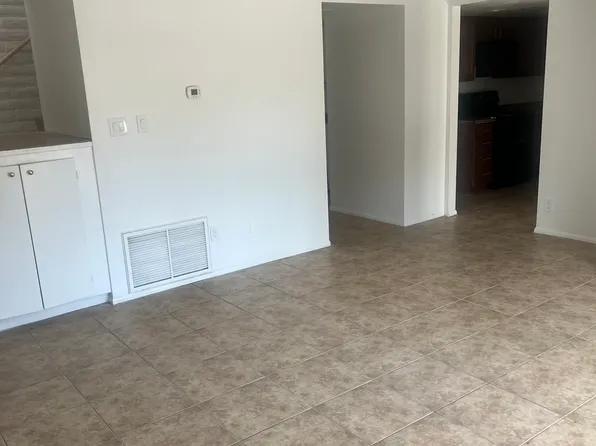 245 W 10th Pl APT 6, Mesa, AZ 85201