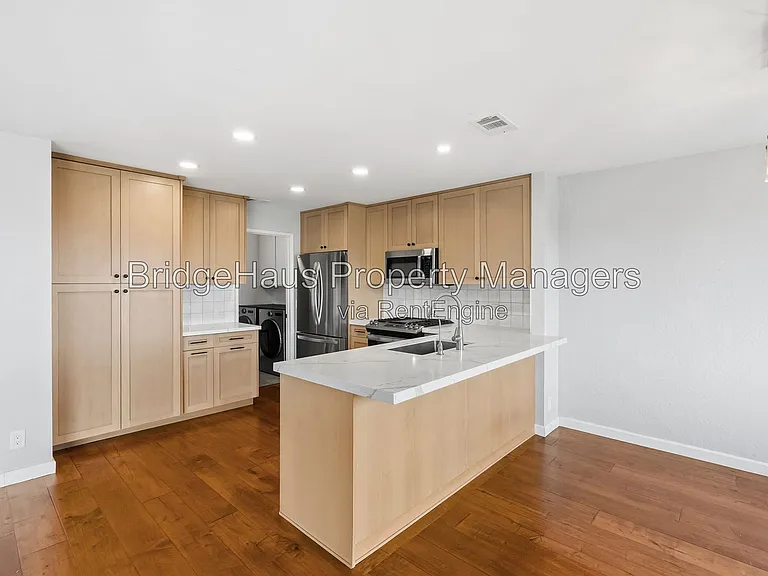 6531 Corte Valdez — Photo 14