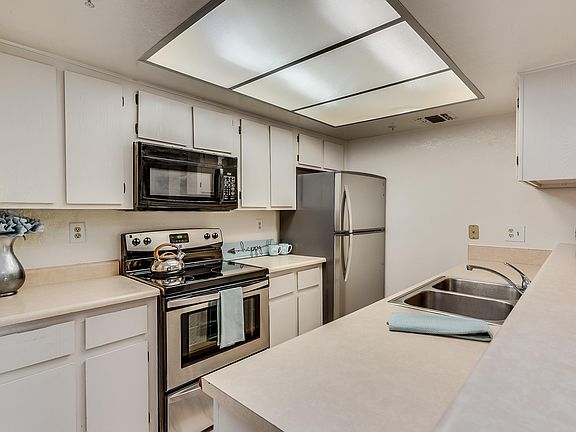 5th image of 7777 Main St #303
