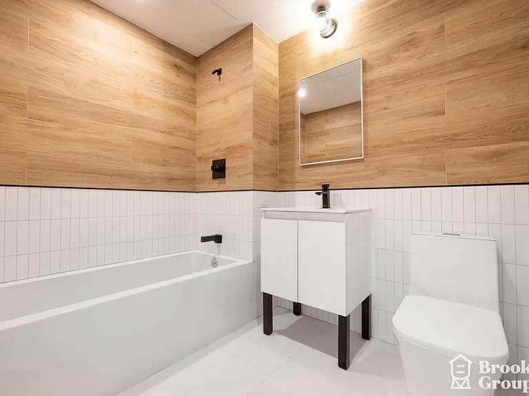 1711 Hancock St #508 — Photo 7