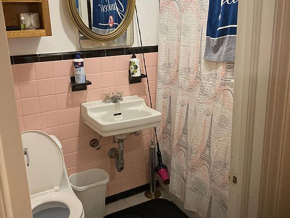 5th image of 1417 Pelham Pkwy N #1