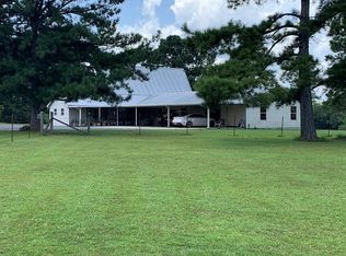 133 Lamar Smith Rd, Poplarville, MS 39470